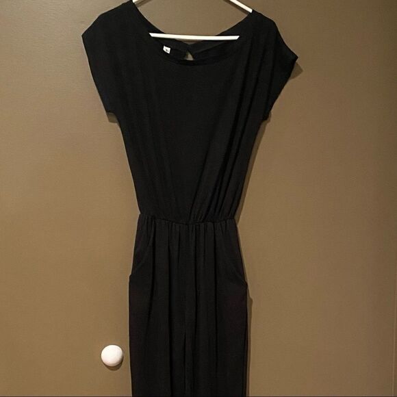 Angashion Black Jumpsuit Size Med NWT - Picture 7 of 10